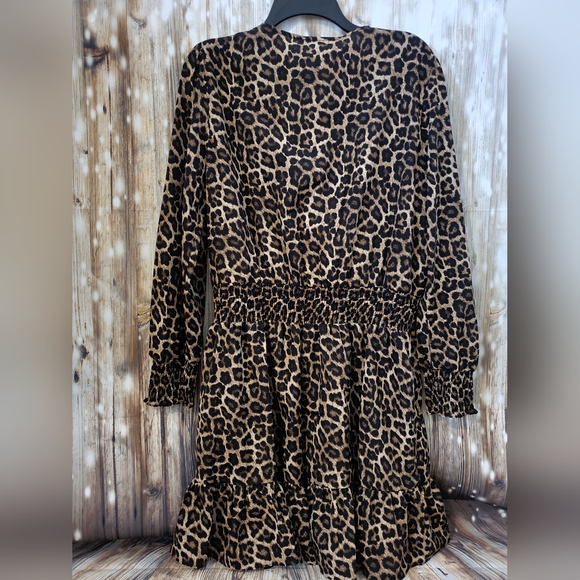 Michael KorsSmocked Leopard-Print Dress - Picture 5 of 8